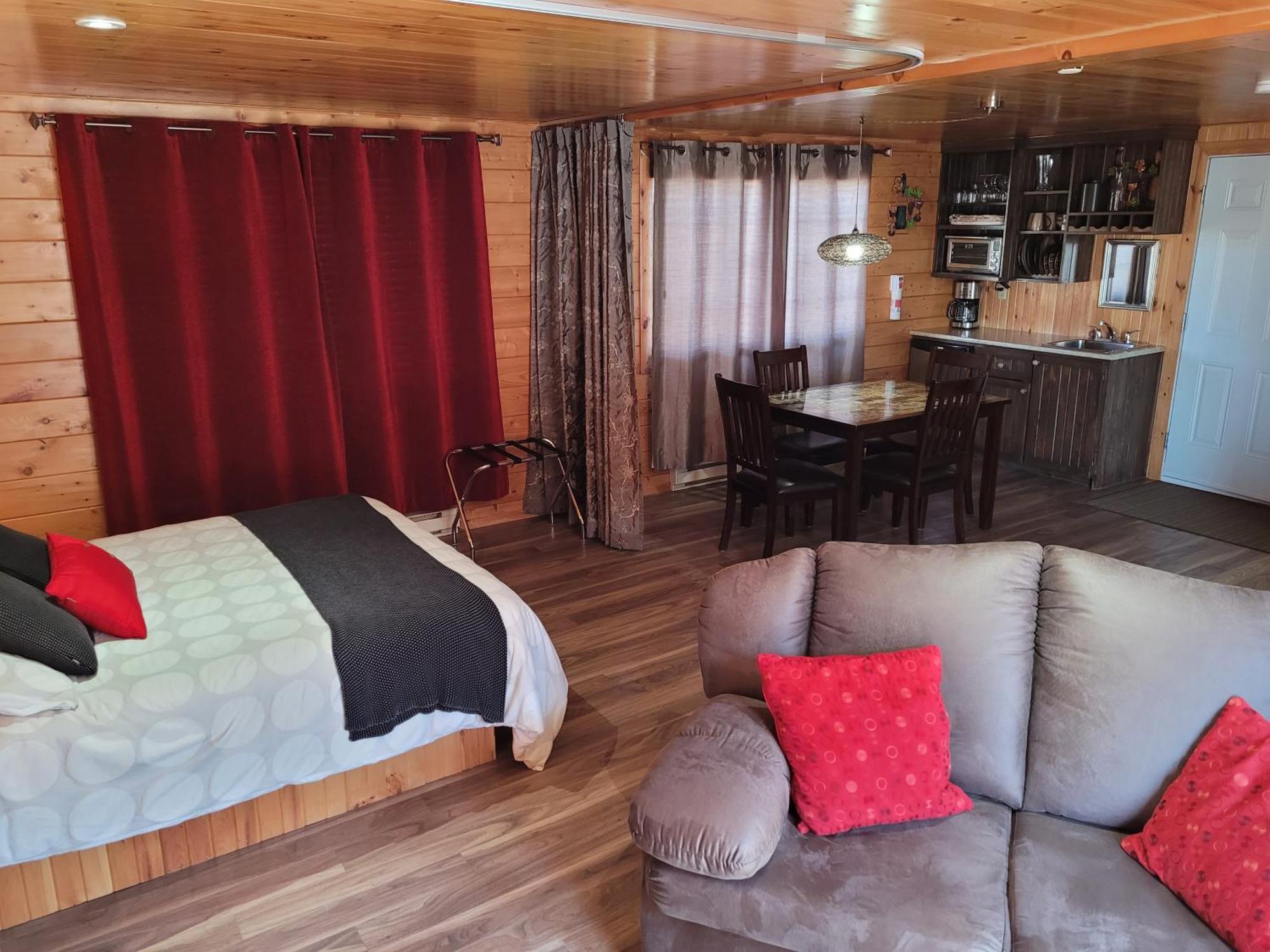 Centre De Vacances 5 Etoiles Family Resort Sacre-Coeur المظهر الخارجي الصورة